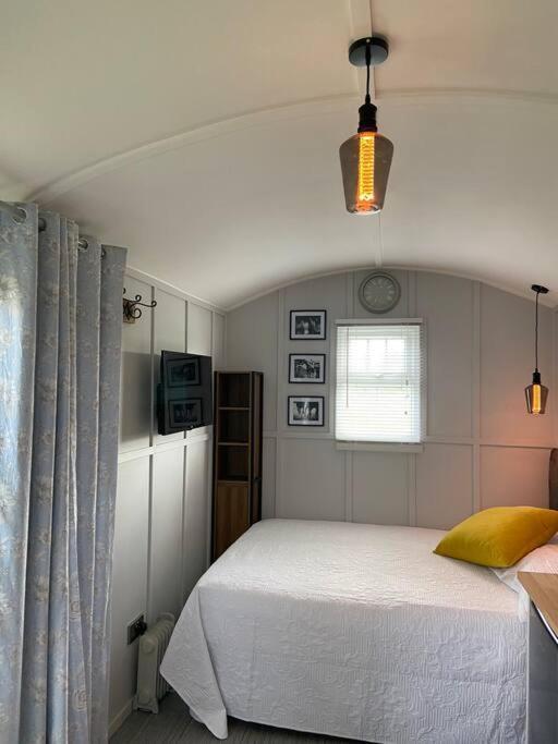 Beautiful Shepherd'S Hut Newmarket  Dış mekan fotoğraf